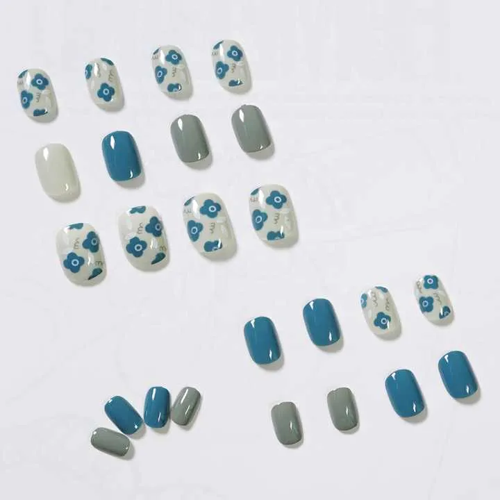 ظافر صناعية - artificial nails