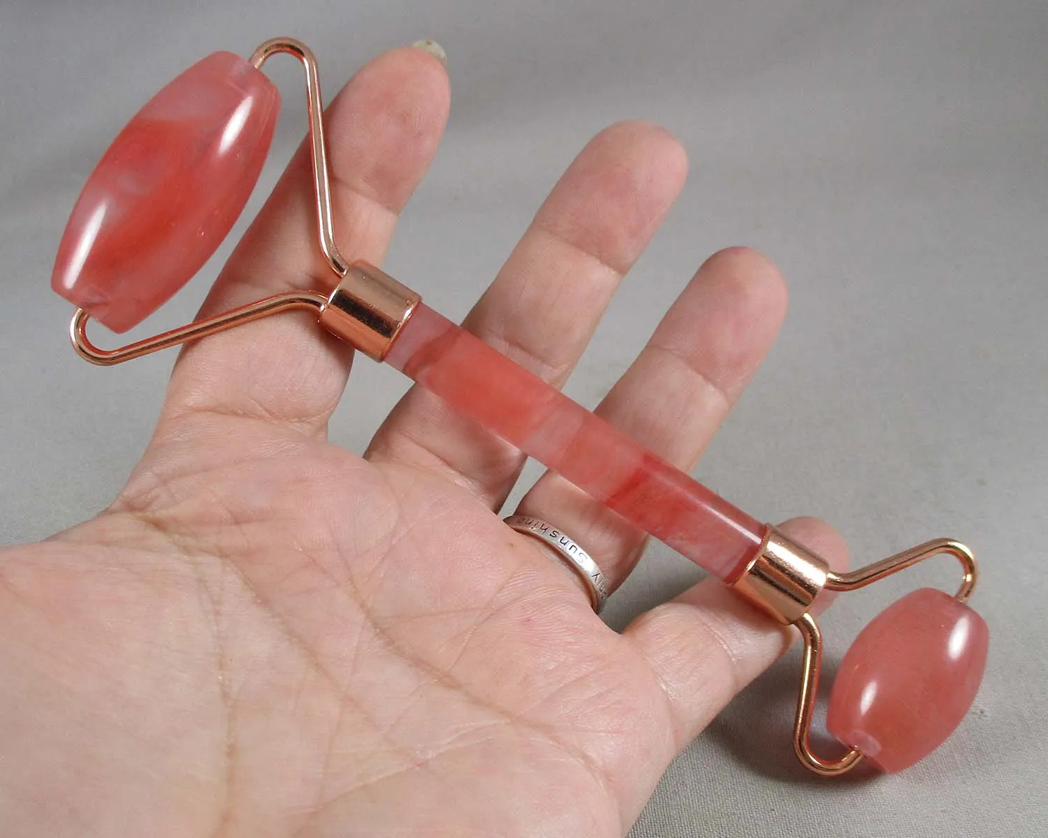 Cherry Quartz Gemstone Facial Roller 1pc (3102)