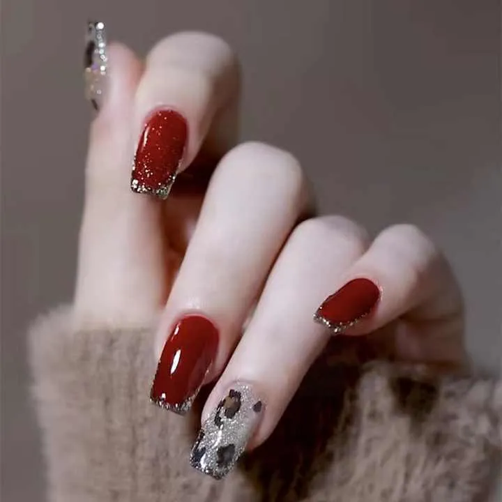 False Nails French Manicure-أظافر صناعية