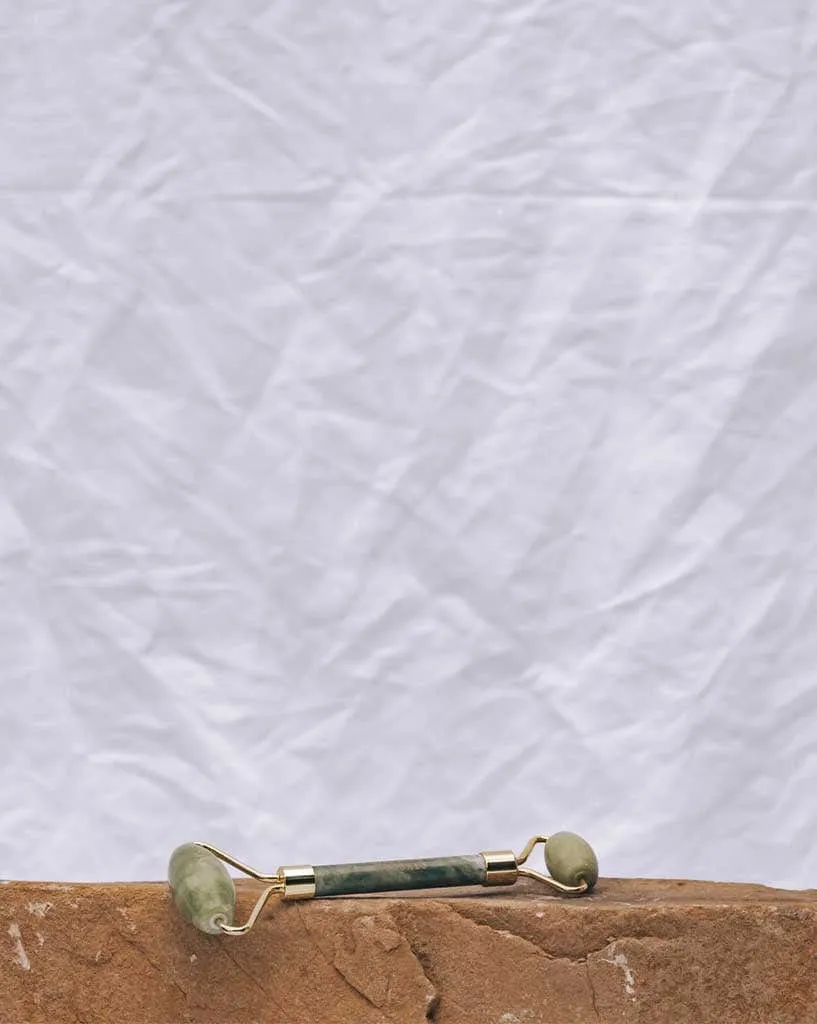 Jade Crystal Face Roller