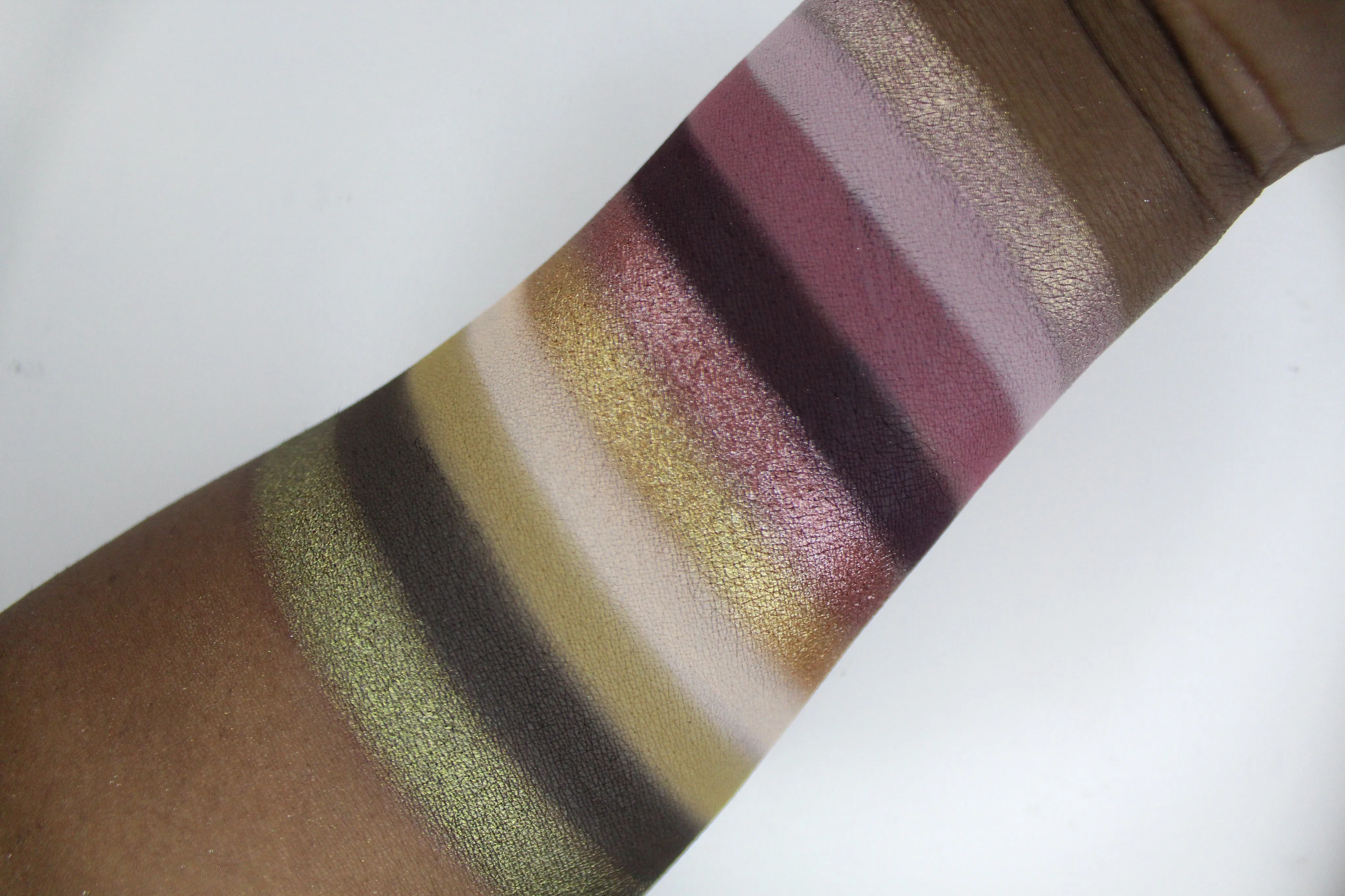 The Dollhouse Palette - Blend Bunny Cosmetics