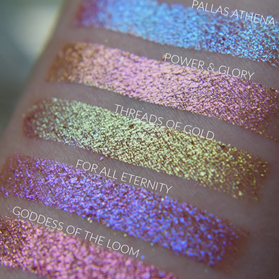 THREADS OF GOLD  - chromatic eyeshadow topper